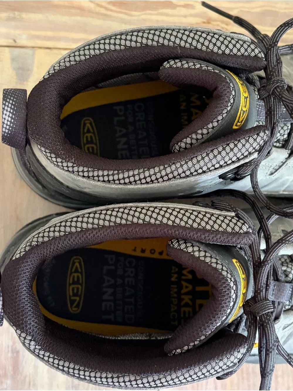 Keen Targhee III Mid Waterproof Hiking Boot 🥾